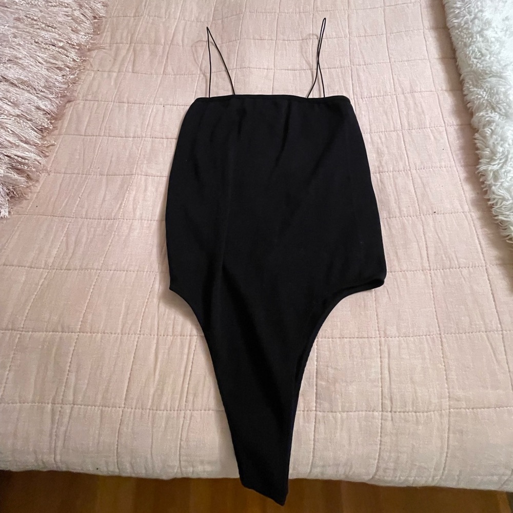 Black bodysuit originally from Pacsun, only wore a few times.